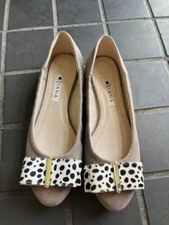 Diana ドット柄リボン付きフラットシューズ