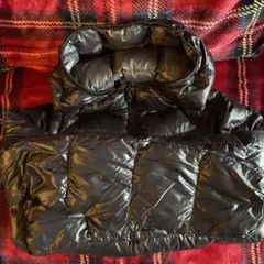 UNIQLO ウルトラライトダウン　黒