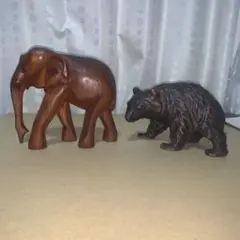 まとめ売りの為非売品 2個セット アンティーク 木彫り 彫刻 熊 象 置物