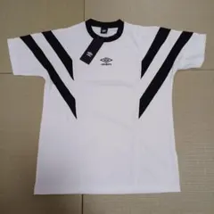 新品　umbro　半袖　サイズM