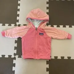 patagonia フード付きアウター 6-12M ピンク/グレー水色ボーダー