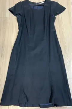 【美品】atelier KEISUZUKI 紺　半袖 膝丈ワンピース
