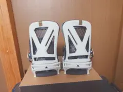 Item thumbnail for item b3683b79-ab82-40d3-8c0f-36e5f936f686