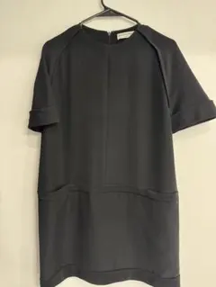 BALENCIAGA ブラック 半袖 ひざ丈ワンピースのサムネイル