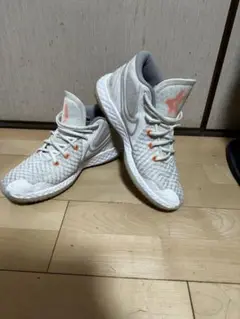 「美品」Nike KD Trey 5 VIII ep Nike KD Trey 5 VIII EP 'White Total Orange' CK2089-102