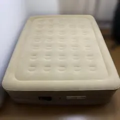 クイーンサイズ　エアーベッドのサムネイル