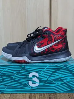 美品 NIKE カイリー3 グレー 28センチ カイリー3 28.5 美品 NIKE カイリー3 グレー 28センチ