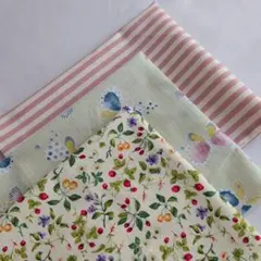 ランチョンマットセット　花柄　蝶々柄　ストライプ柄