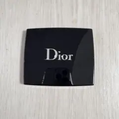 Dior アイシャドウ サンククルールクチュール 879 ルージュトラファルガー