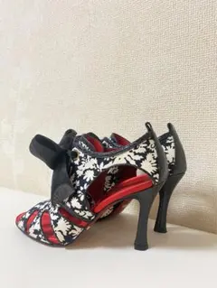 ドルチェ＆ガッパーナ23.5cm 36サテン赤ポインテッドオープントゥ本革