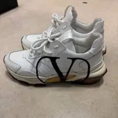 valentino ヴァレンティノ サイズ41 値引き交渉ありのサムネイル