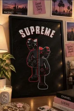 SUPREME KAWS アートポスター 額付き インテリア A4 雑貨　新品