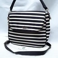 タグ付き新品❀Kate Spade 白黒ボーダーリュック　希少 タグ付き新品❀Kate Spade 白黒ボーダーリュック 希少 ケイト