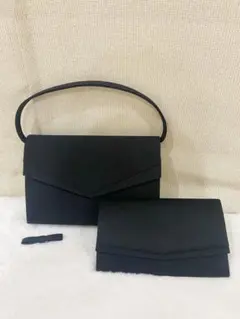 極美品PETITSOIR フォーマルバッグ　黒　東京ソワール　ポーチ付きリボン