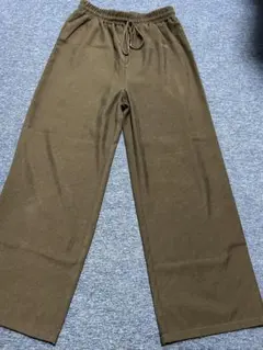 ブラウン イージーパンツ ゴムウエスト　しまむら