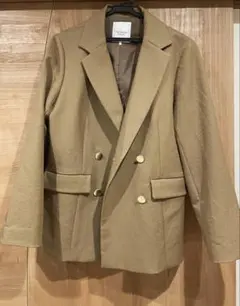 テチチ　金ボタンテーラードジャケット