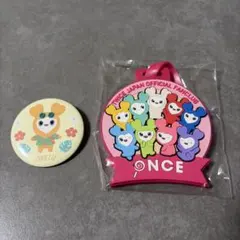 TWICE FC継続特典 ネームタグホルダー＆ JIVELY 缶バッチ