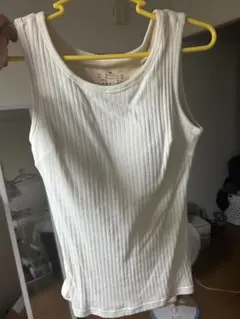 無印良品 カップ付きタンクトップ Mサイズのサムネイル