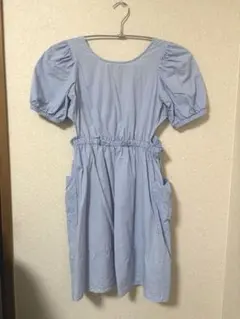 水色 半袖 ミニワンピース　フレア　パフスリーブ　韓国　肌見せ　キッズサイズ