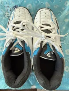 テニスシューズ ヨネックス　23.5