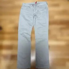 ユニクロ　ライトグレー スキニーフィットストレートモデルライズパンツ