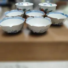 有田焼　西山窯　湯呑み2種類セット