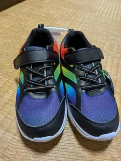 スニーカー　21cm