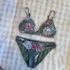Roxyロキシー新品ストライプ ハイネックビキニ セパレート ROXY ロキシー 水着 スイムウェア ビキニ レディース 2ピース