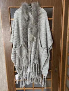 最終値下げ【未使用保管品】nouer グレー フリンジ付き ニットストール