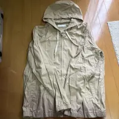 UNIQLO ベージュ フード付きジャケット　Lサイズ