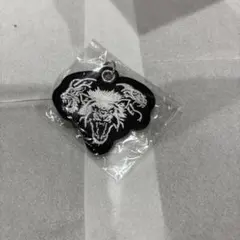 COD BO7 早期購入特典獣の顔刺繍チャーム 黒白