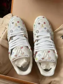 ルイヴィトン スニーカー