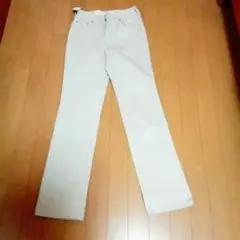 【タグ付未使用】エドウィンストレートデニムパンツ（オフホワイト）26のサムネイル