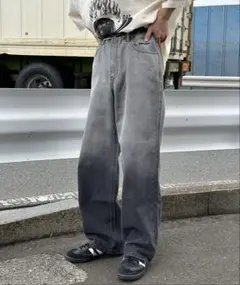 グラデーション ワイドブラックデニムパンツ Mサイズのサムネイル