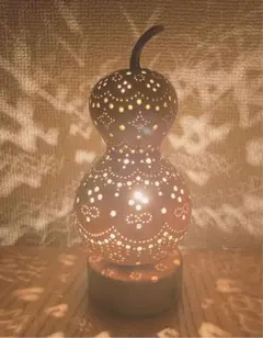 ひょうたんランプ（吊るし型） 珍しい長ひょうたん（67センチ）を使い