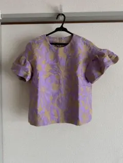 美品 LOULOU WILLOUGHBY トリコロールスカーフブラウス 花柄 M 美品 LOULOU WILLOUGHBY トリコロールスカーフブラウス 花柄 Mの通販は