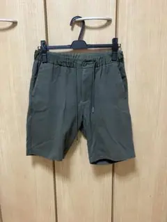 ナノユニバース　カーキ　ショートパンツ