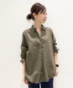 【XIRENA/キセレナ】 シャツ　カーキのサムネイル