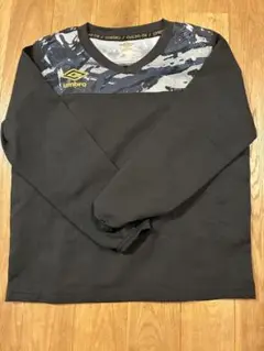 umbro キッズ　ジュニア　サッカーウェア　ピステ