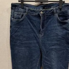 Item thumbnail for item 0aec68f8-c631-4753-ad4a-9b3d51327a62