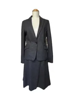 S849★アンタイトル スカートスーツ 2(M 38)グレー系 秋冬ビジネス面接