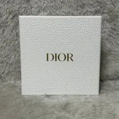 Diorプラチナ会員ウェルカムギフト