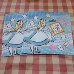 不思議の国のアリス　ハンドタオル2枚セット