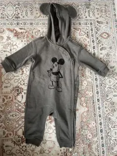 ミッキーマウスロンパース グレー　GAP ディズニー