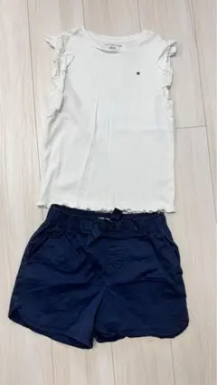 TOMMY HILFIGER トップス ショートパンツ セットのサムネイル