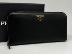 ⭐️ 極美品 プラダ サフィアーノ トライアングル ラウンドファスナー 長財布