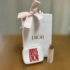 Dior Miss Dior ミニミス、香水サンプル付きポーチ