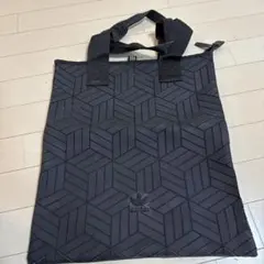 adidas 幾何学模様 エコバッグ ブラック