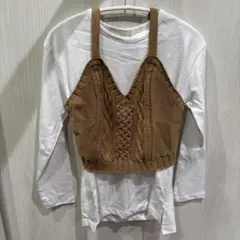タグ付き。ベージュ ニット Vネック トップス 長袖カットソ
