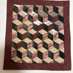 メッシュワークのミニクロス　パッチワーク